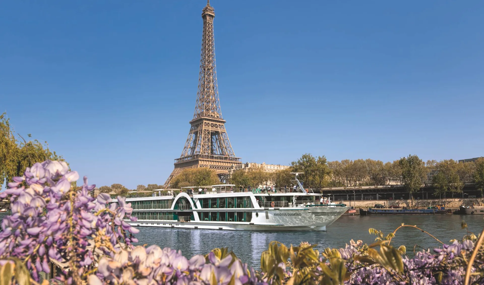 lueftner-cruises-amadeus-diamond-outside-view-paris-lu788494678-1-76138